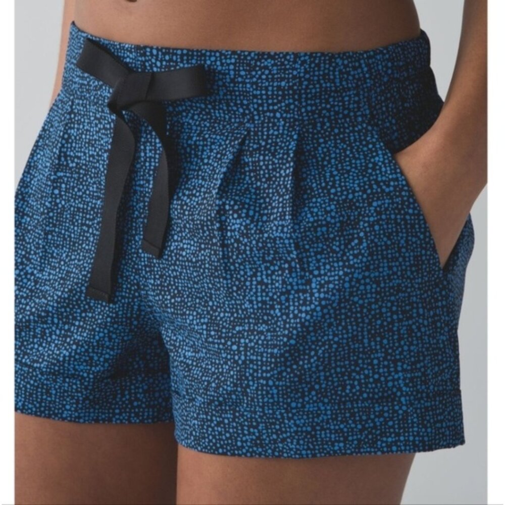 Lululemon Spring Break Away Shorts Dream Boue Black